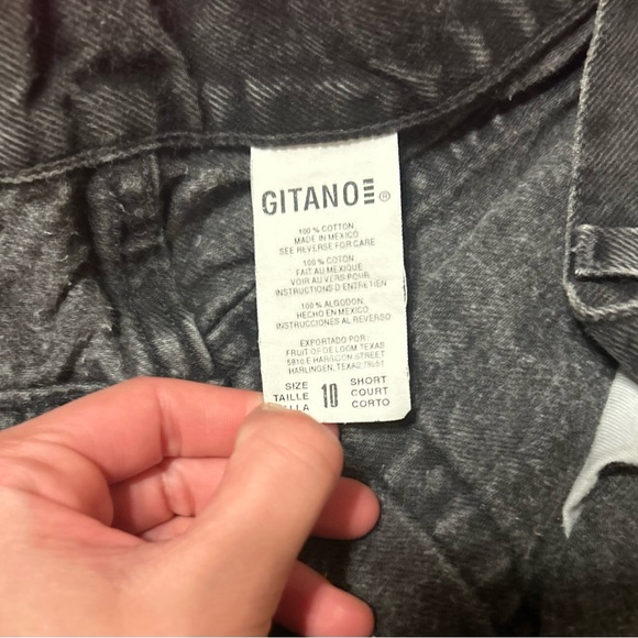 Vintage Gitano High-Waisted Demin Shorts - Picture 5 of 5